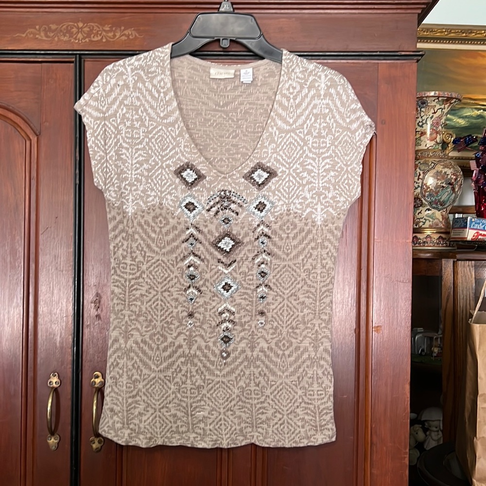 Chico’s Unique Embellished Front Short Sleeve Shirt Size 0